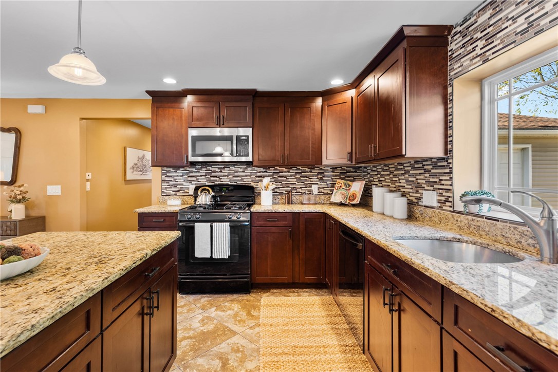 1258 State Road Webster, NY 14580 - Photo 20 of 50