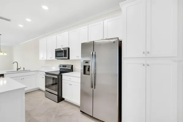 $2,300 | 17510 Gawthrop Drive, Unit 404, Lakewood Ranch, FL 34211
