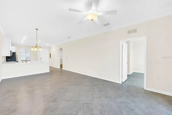 $2,300 | 17510 Gawthrop Drive, Unit 404, Lakewood Ranch, FL 34211