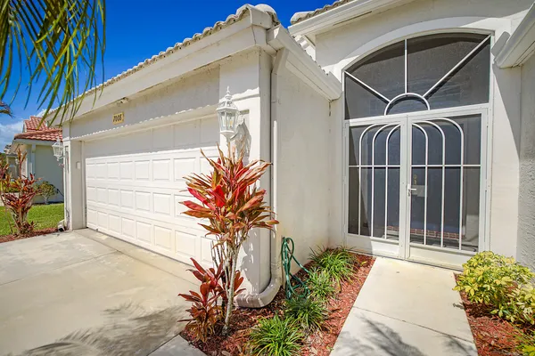 $485,000 | 7008 Southeast Twin Oaks Circle, Stuart, FL 34997