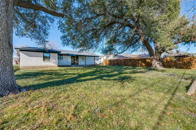 $309,900 | 13710 Charcoal Lane, Farmers Branch, TX 75234