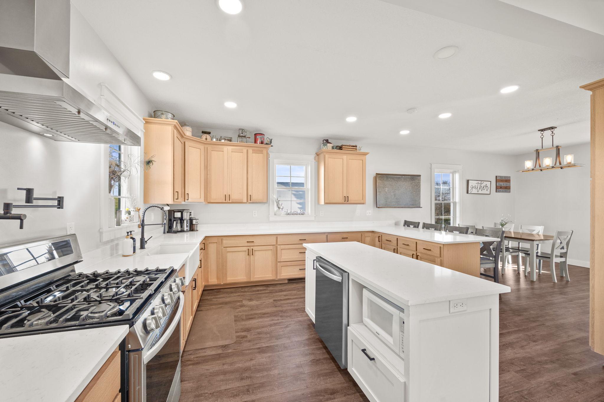 4855 County Road 8 Southwest Waverly, MN 55390 - Photo 3 of 34