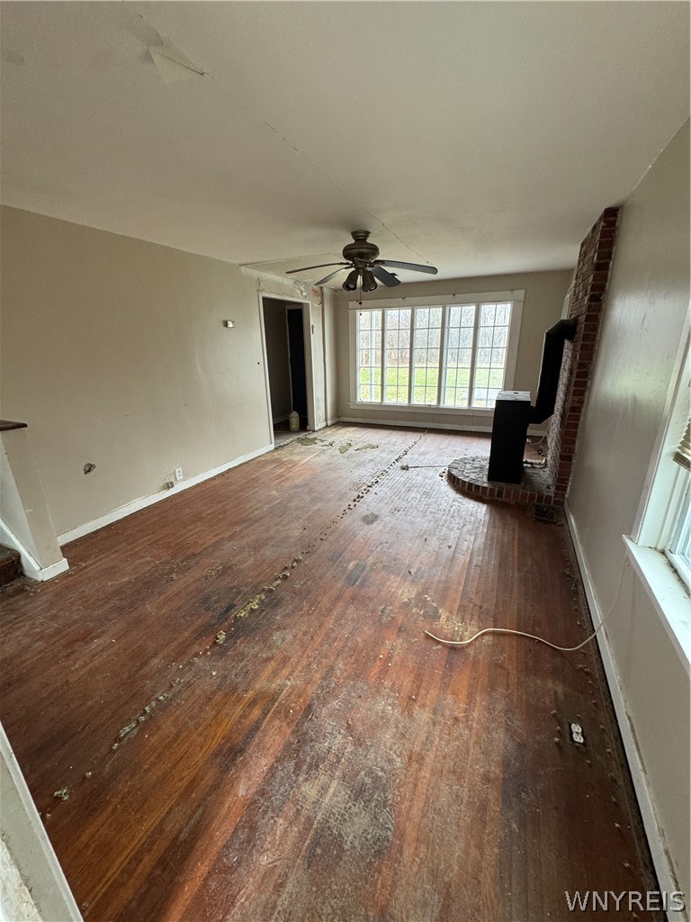 1236 Saunders Sett Road Niagara Falls, NY 14305 - Photo 3 of 13
