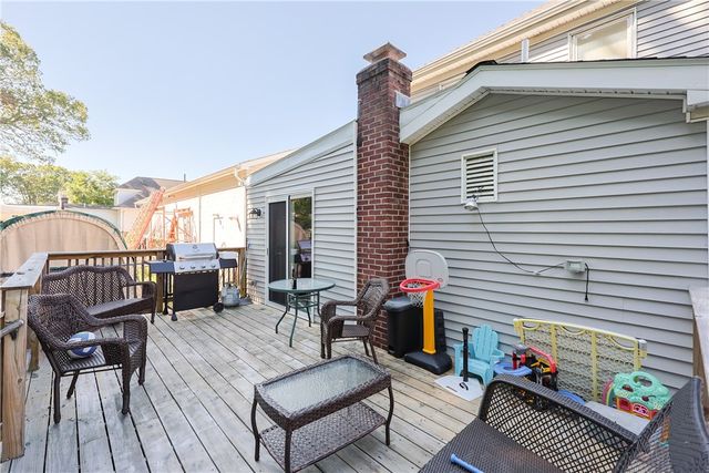 $425,000 | 1736 Elmwood Avenue, Warwick, RI 02888