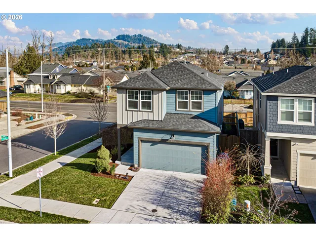 $440,000 | 2483 30th Street, Springfield, OR 97477