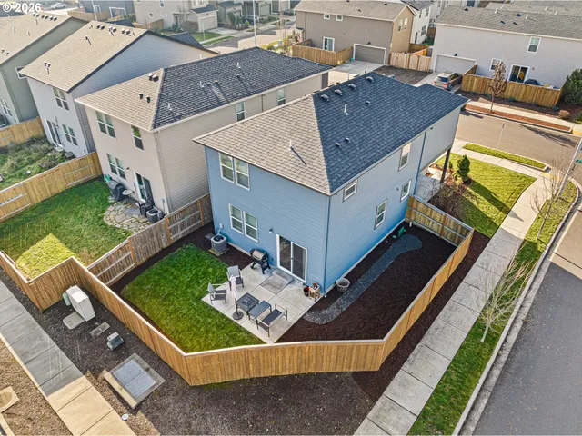 $440,000 | 2483 30th Street, Springfield, OR 97477