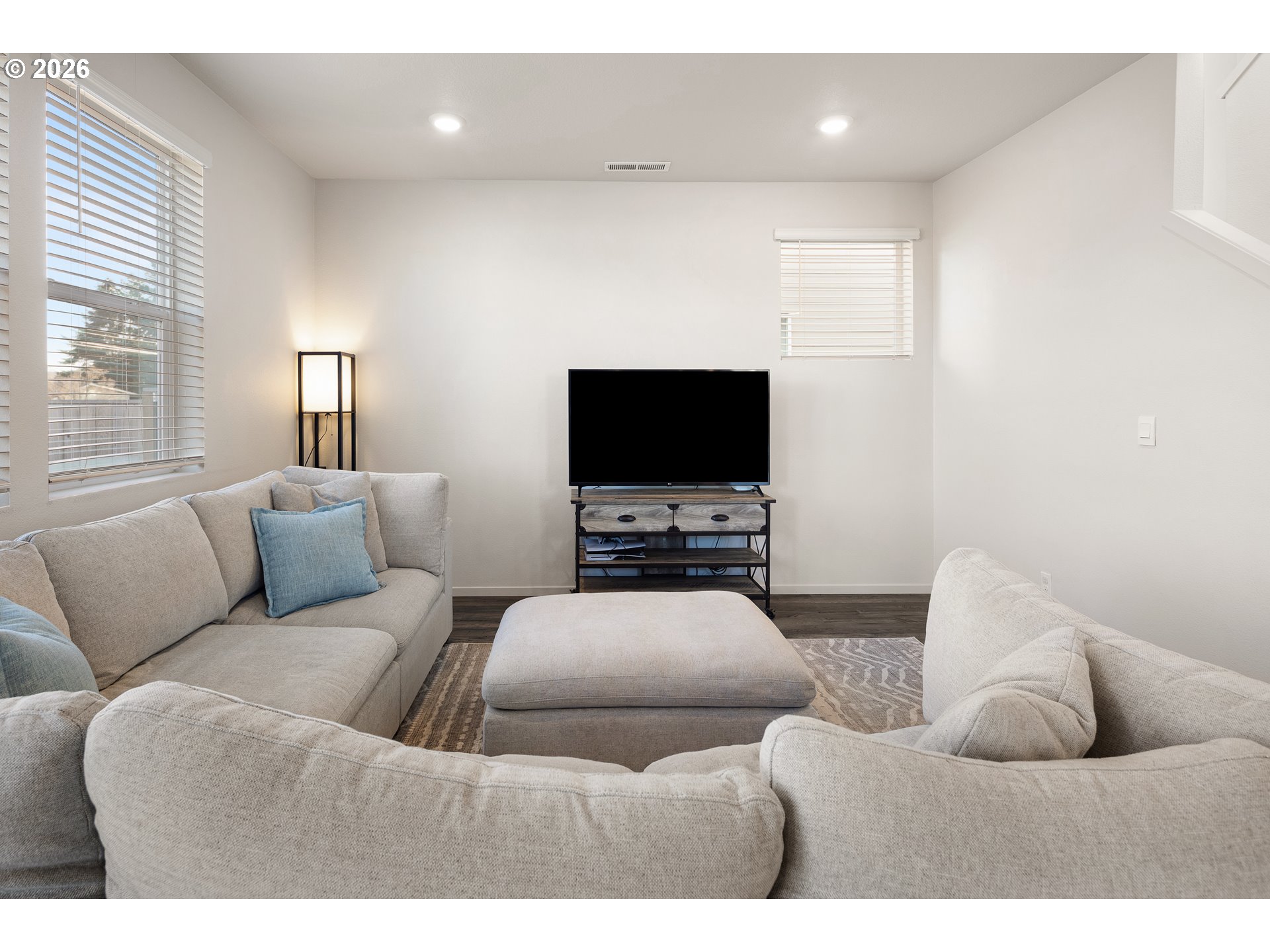 2483 30th Street Springfield, OR 97477 - Photo 10 of 37