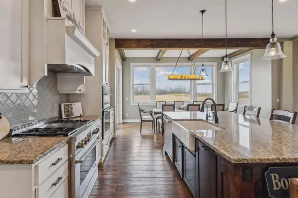 $1,195,000 | 7792 Prairie Grass Pass, Prior Lake, MN 55372