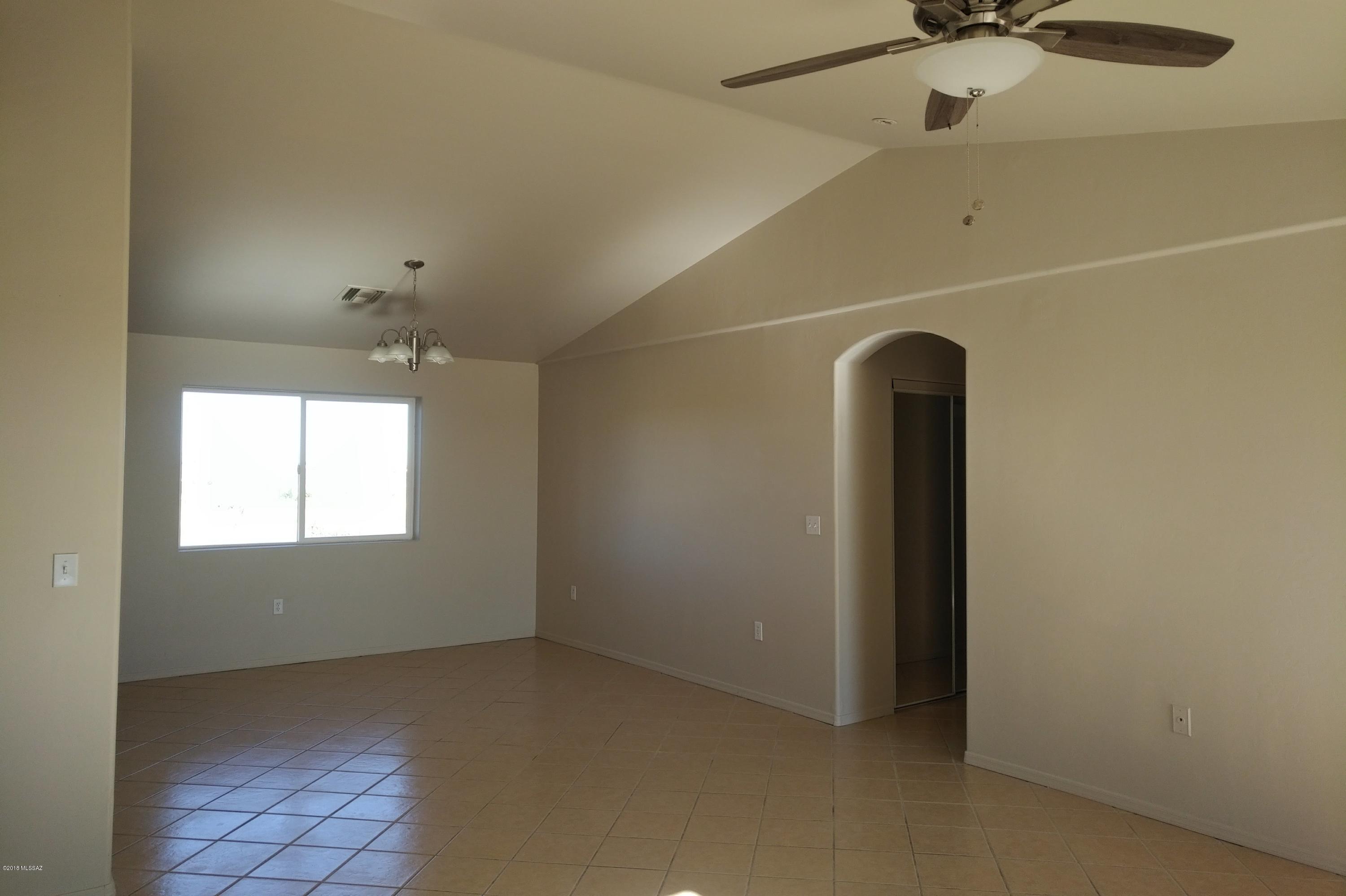 444 Via Encino Rio Rico, AZ 85648 - Photo 4 of 14