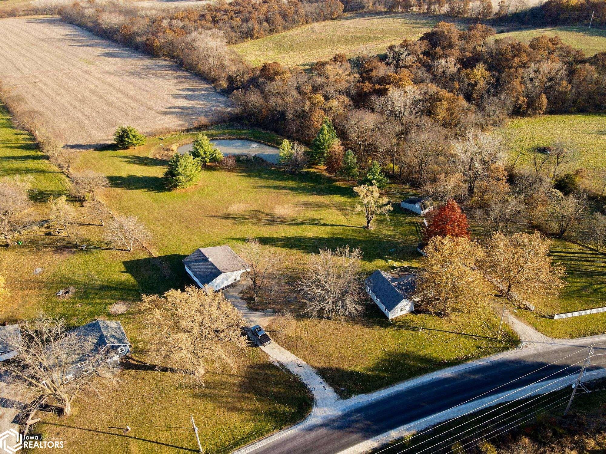 812 Lake Road Ottumwa, IA 52501 - Photo 4 of 52 Gallery Image 4