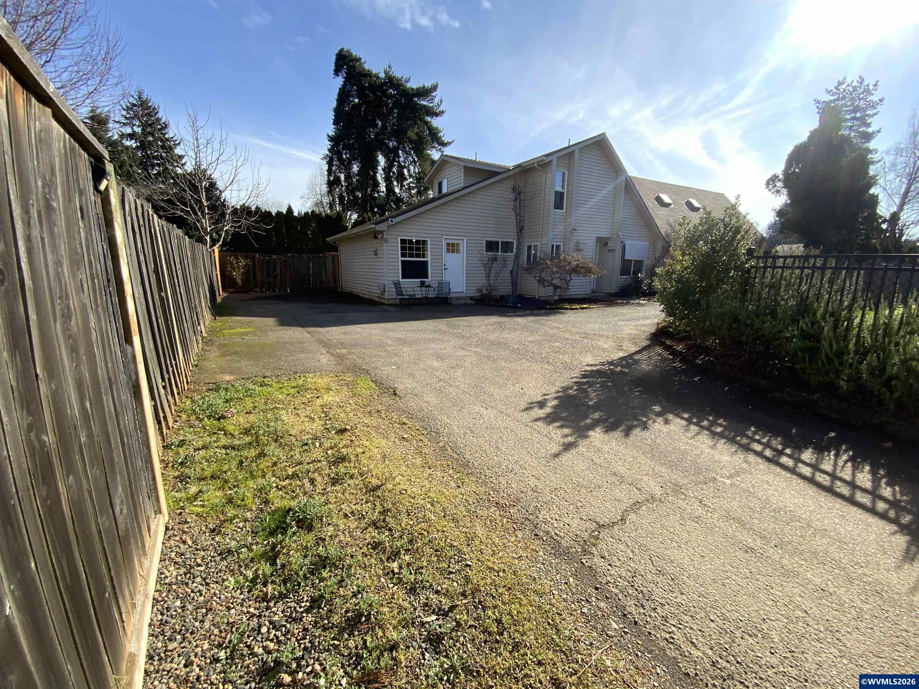 414 Boone Road Southeast Salem, OR 97306 - Photo 2 of 50