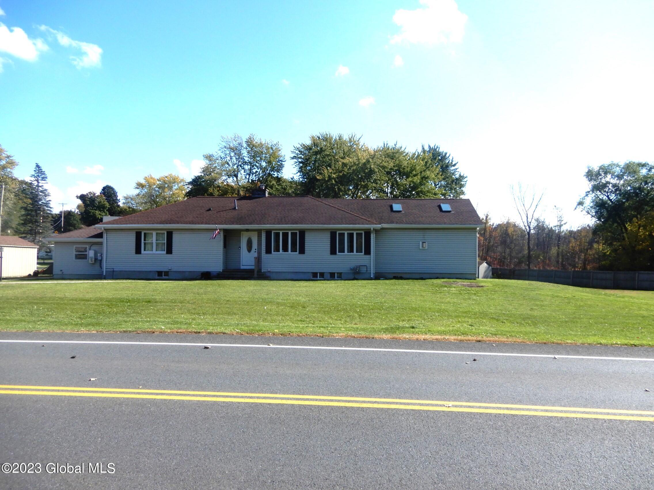291 Old Loudon Road Colonie, NY 12110 - Photo 4 of 7 DSCN9073