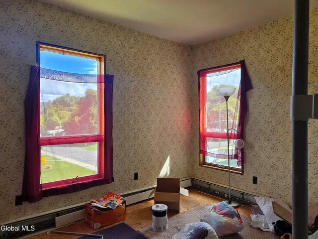 $28,900 | 32 Center Street, Milford, NY 13807