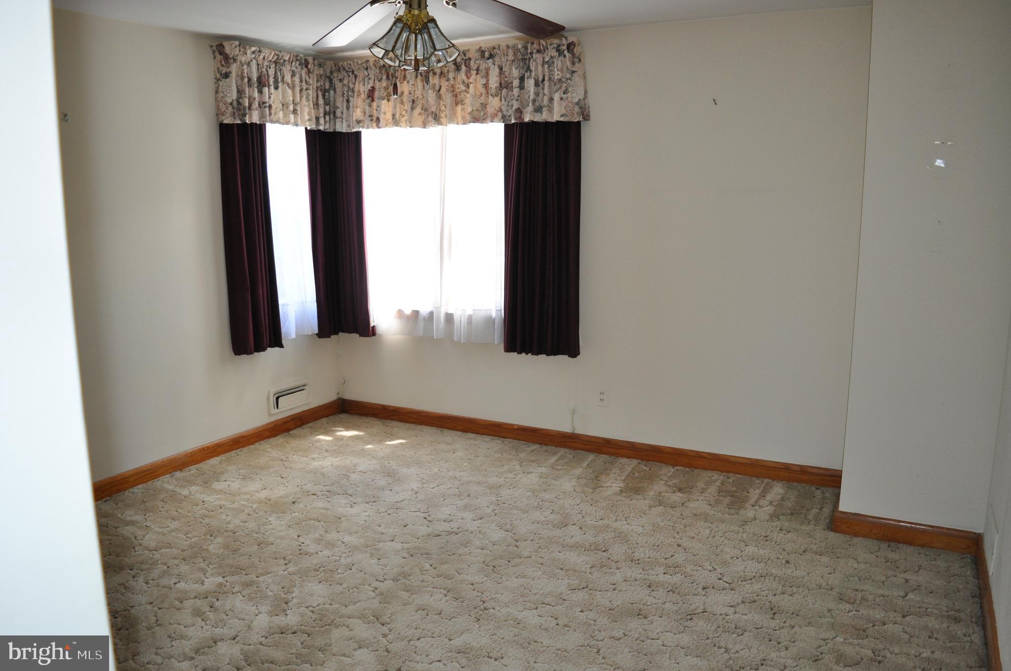 1818 Hanford Road Baltimore, MD 21237 - Photo 14 of 28 BEDROOM 1 - MAIN LEVEL