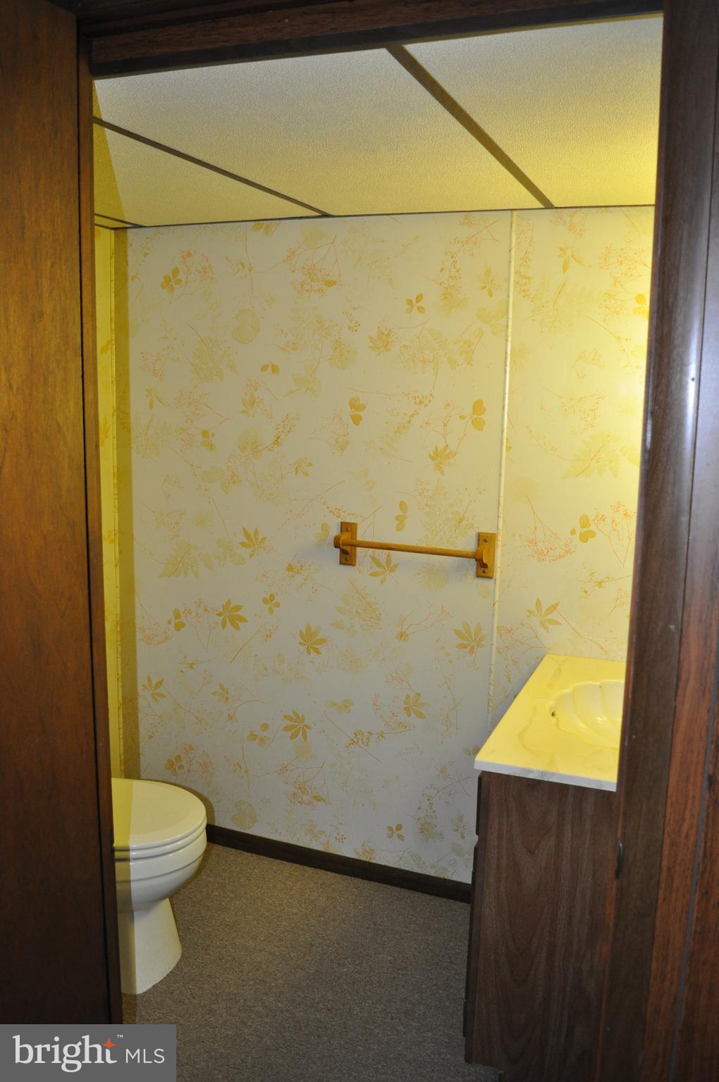 1818 Hanford Road Baltimore, MD 21237 - Photo 24 of 28 BASEMENT - HALF BATH