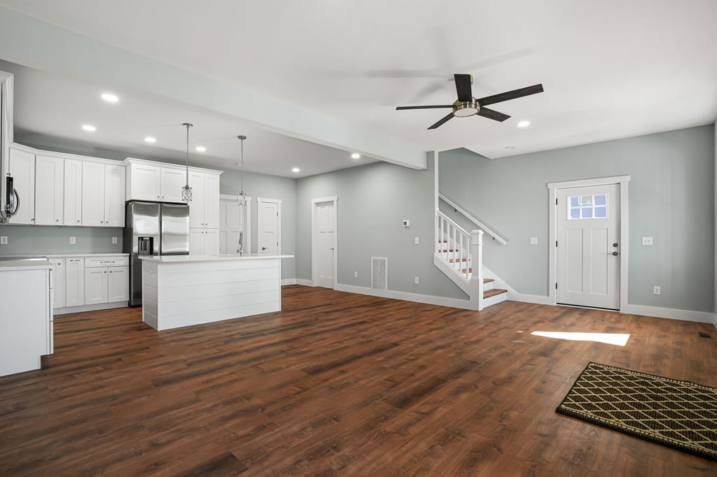 7921 East Side Road Chincoteague Island, VA 23336 - Photo 6 of 38