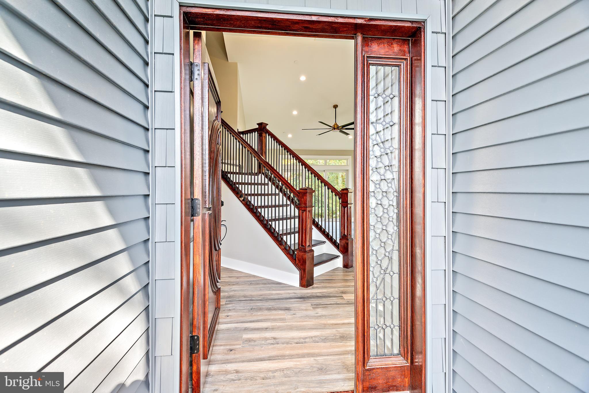 1220 Daves Road Edgewater, MD 21037 - Photo 5 of 79 Welcome Home!