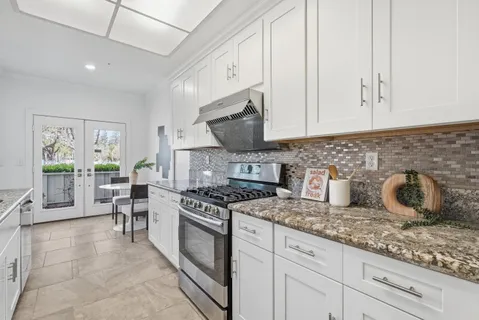 $1,728,000 | 2291 Oaktree Drive, Unit 201, Mountain View, CA 94040