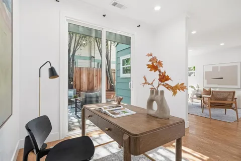 $1,728,000 | 2291 Oaktree Drive, Unit 201, Mountain View, CA 94040