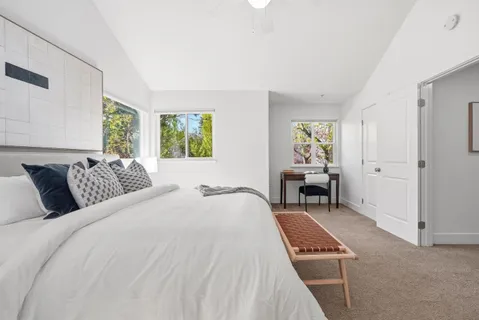 $1,728,000 | 2291 Oaktree Drive, Unit 201, Mountain View, CA 94040