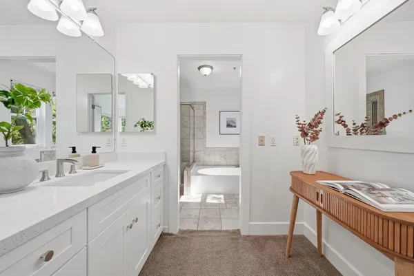 $1,728,000 | 2291 Oaktree Drive, Unit 201, Mountain View, CA 94040