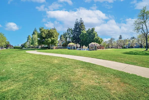 $1,728,000 | 2291 Oaktree Drive, Unit 201, Mountain View, CA 94040