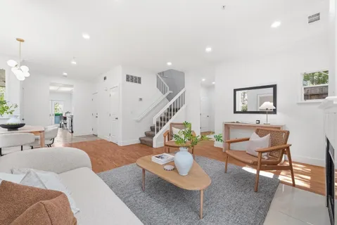 $1,728,000 | 2291 Oaktree Drive, Unit 201, Mountain View, CA 94040
