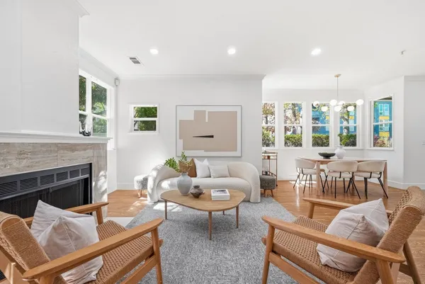 $1,728,000 | 2291 Oaktree Drive, Unit 201, Mountain View, CA 94040