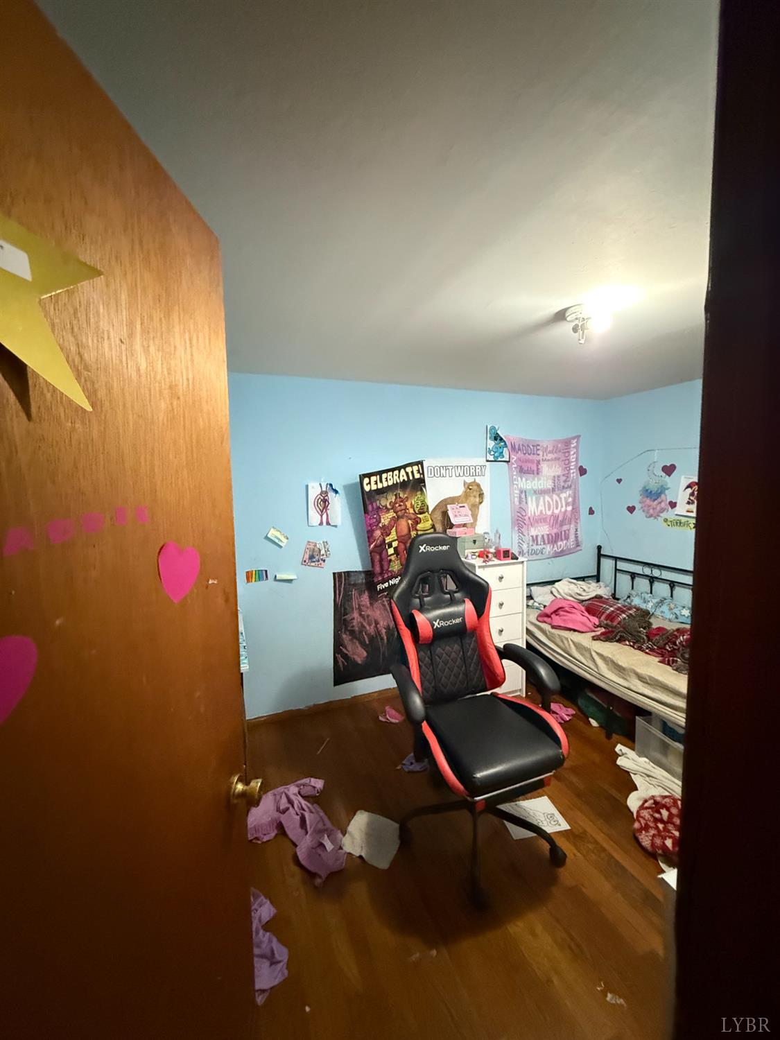 6218 Old Evergreen Road Appomattox, VA 24522 - Photo 15 of 17 a room with furniture and gym equipment