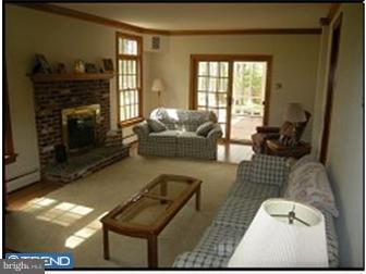 967 Cloverly Road Berwyn, PA 19312 - Photo 7 of 12 Family Room