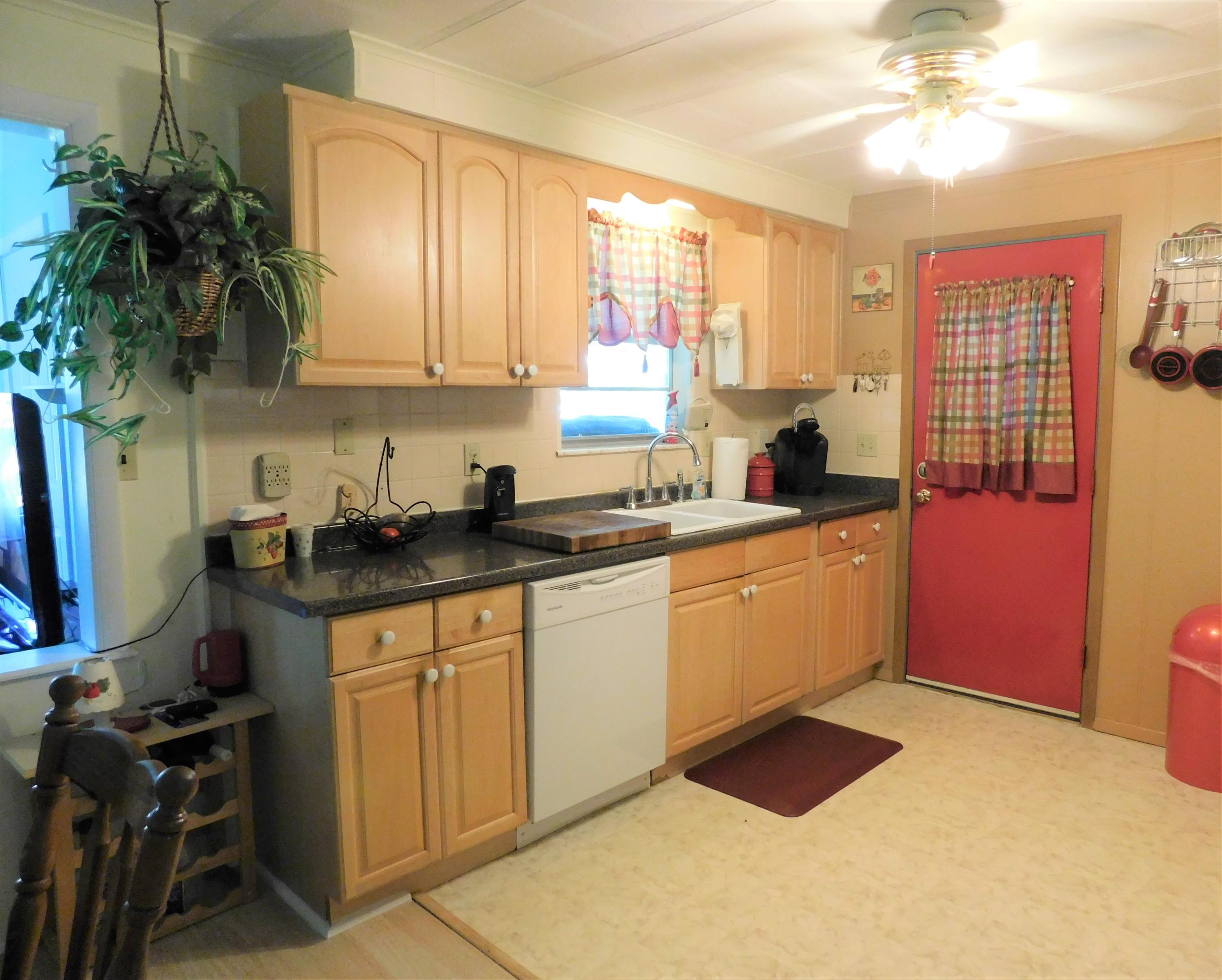 6352 Indrio Road Fort Pierce, FL 34951 - Photo 11 of 33 Kitchen