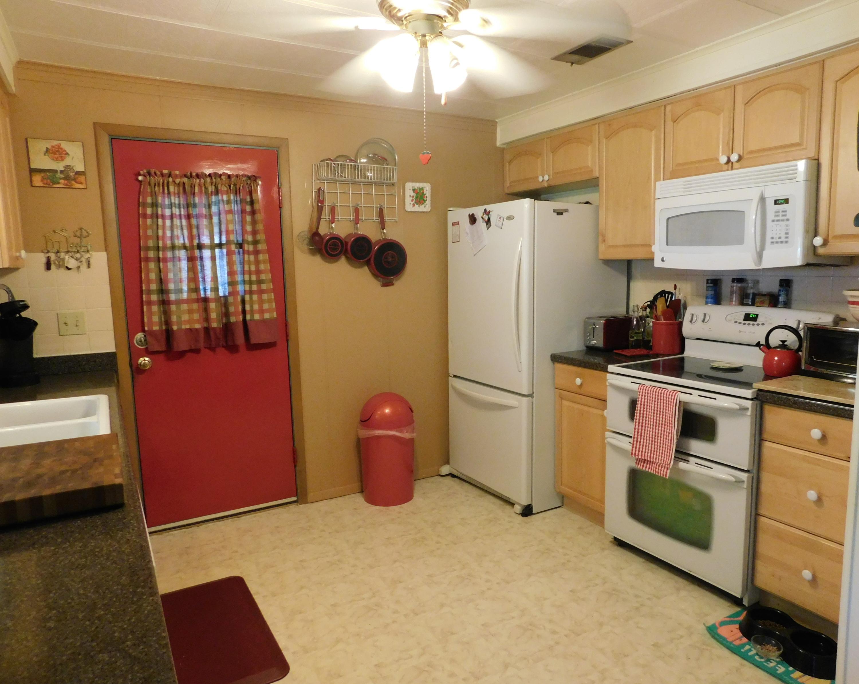 6352 Indrio Road Fort Pierce, FL 34951 - Photo 12 of 33 Kitchen