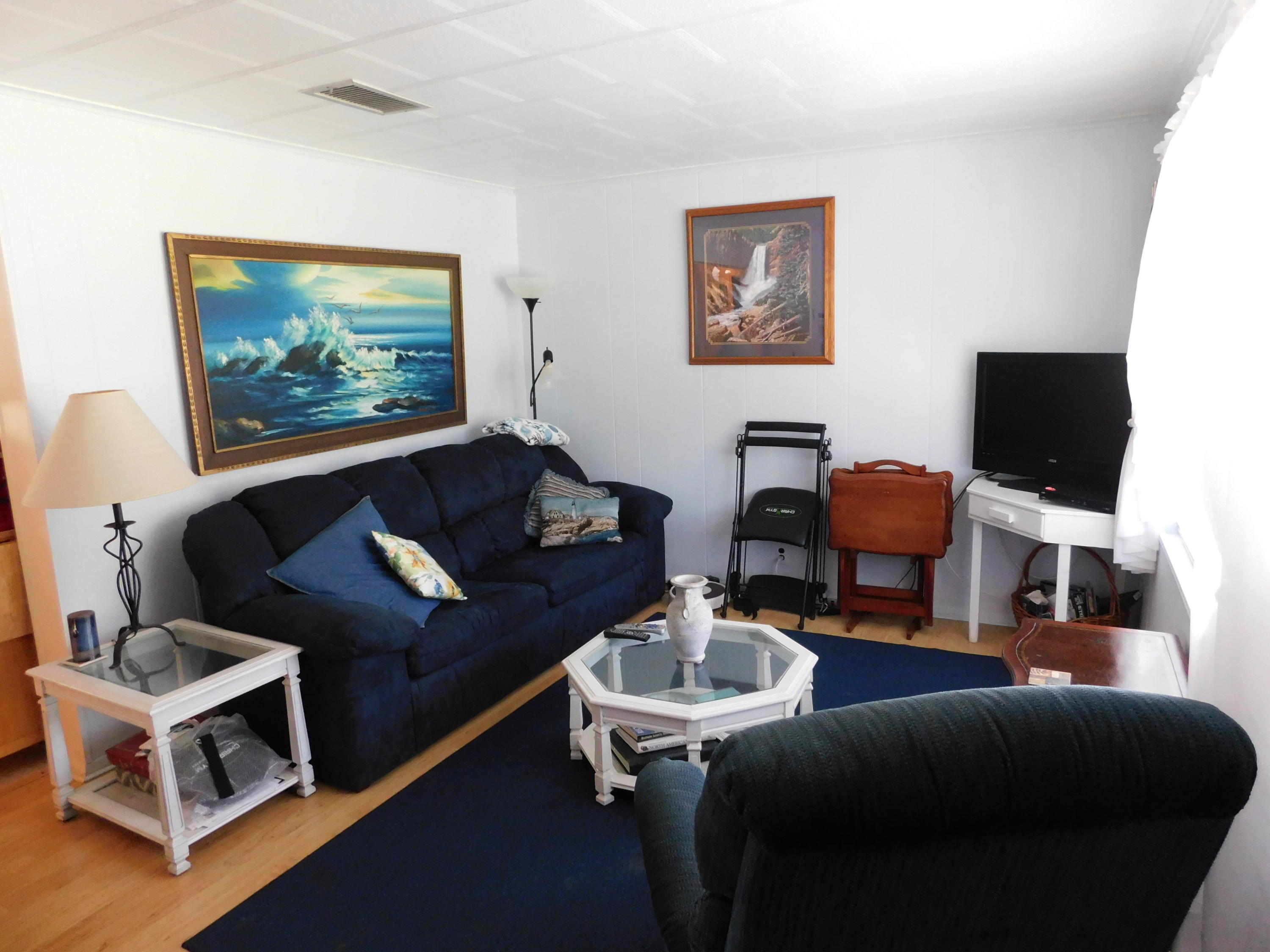 6352 Indrio Road Fort Pierce, FL 34951 - Photo 9 of 33 Living Room