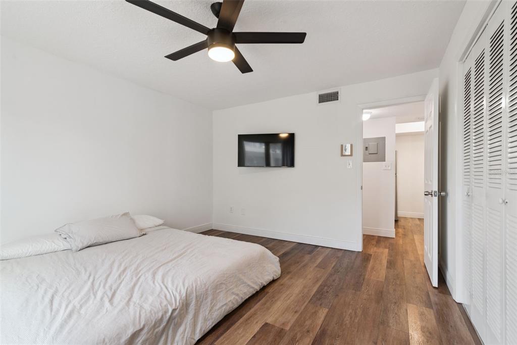 1935 South Conway Road, Unit J4 Orlando, FL 32812 - Photo 15 of 19