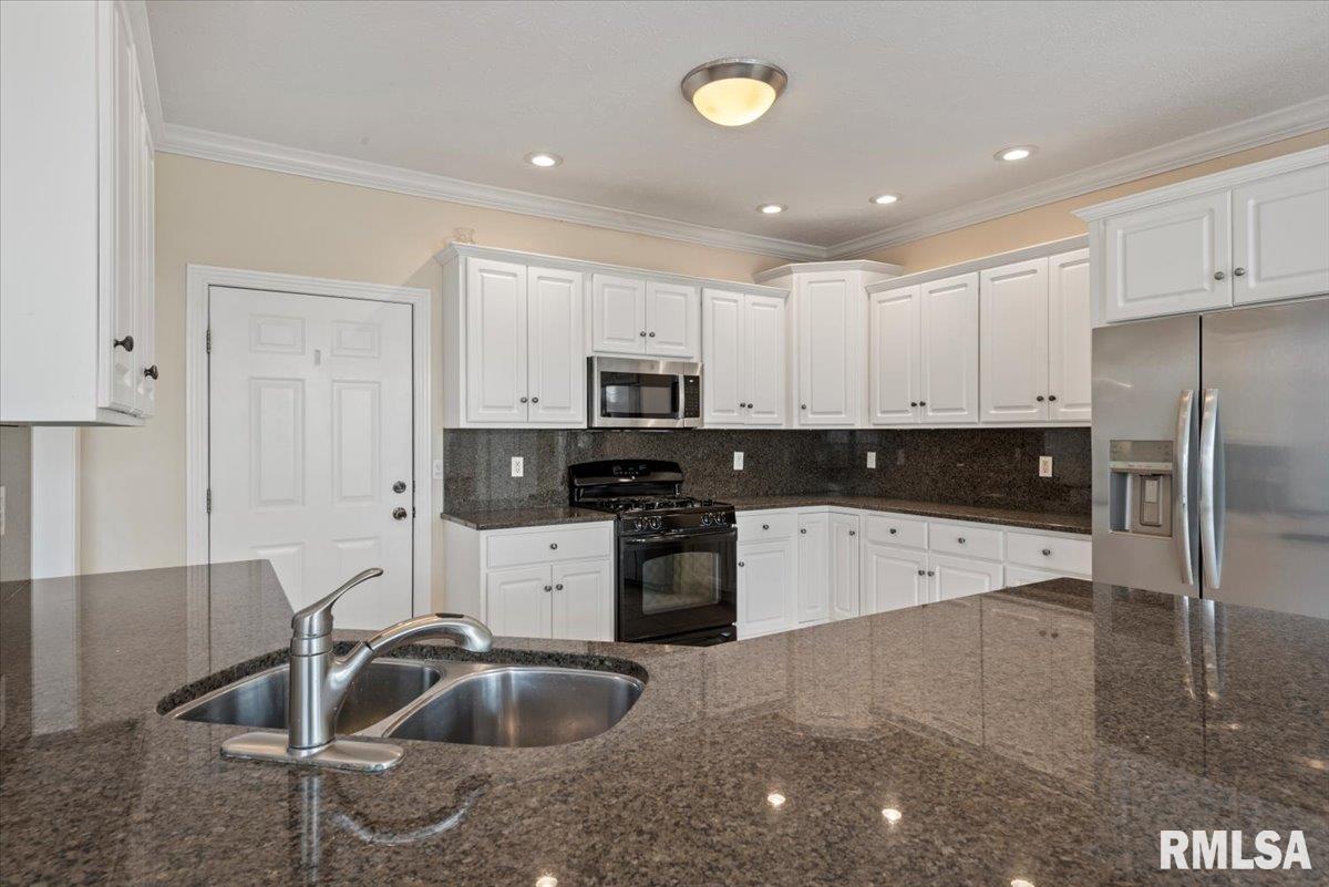 2709 Kipling Drive Springfield, IL 62711 - Photo 13 of 50