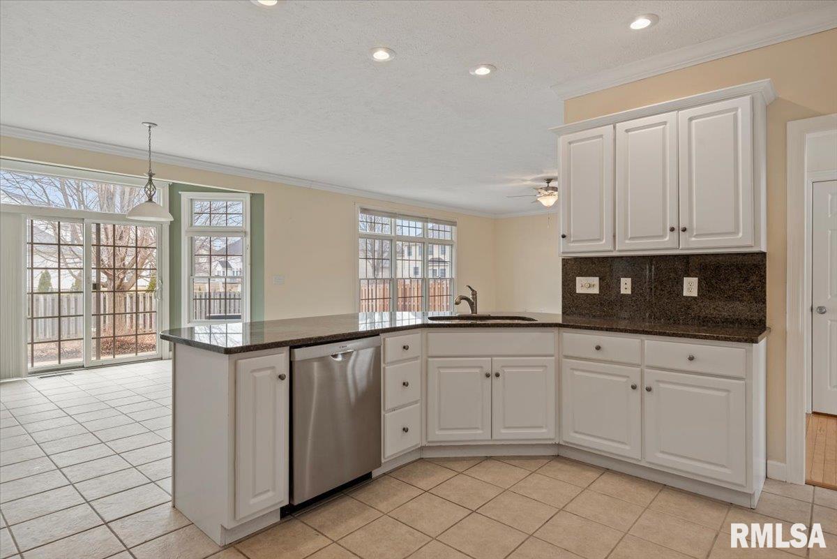 2709 Kipling Drive Springfield, IL 62711 - Photo 14 of 50