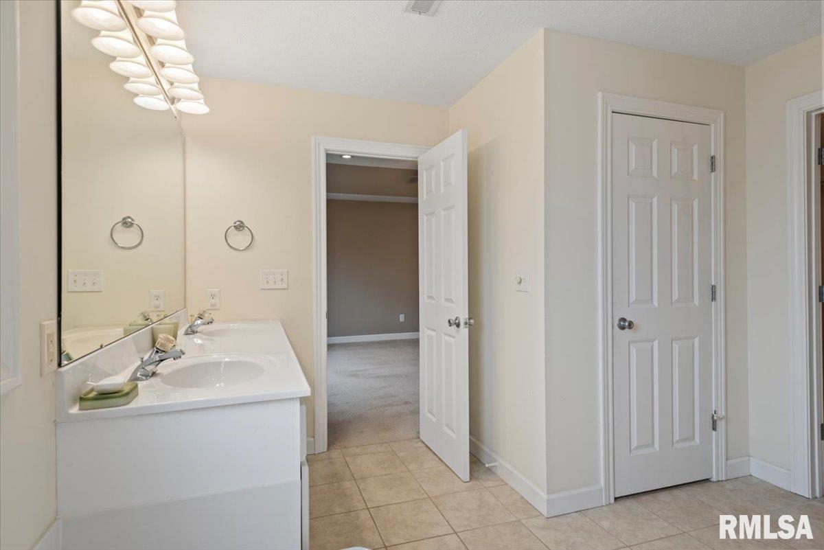 2709 Kipling Drive Springfield, IL 62711 - Photo 27 of 50
