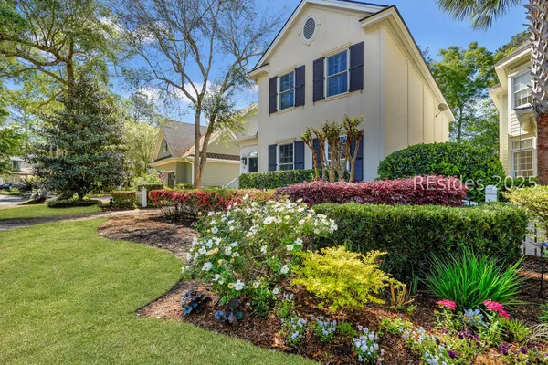 $899,000 | 48 Sparwheel Lane, Hilton Head Island, SC 29926