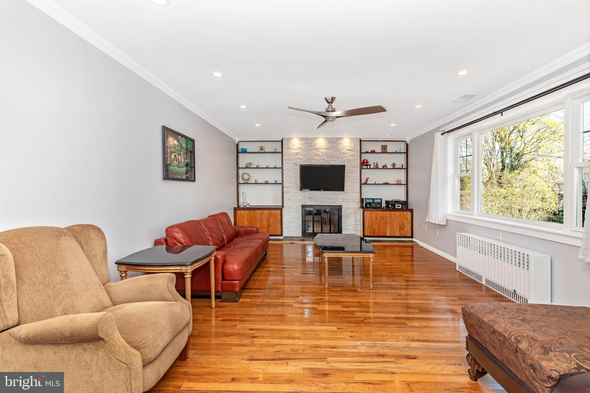 237 Walker Road Wayne, PA 19087 - Photo 5 of 55