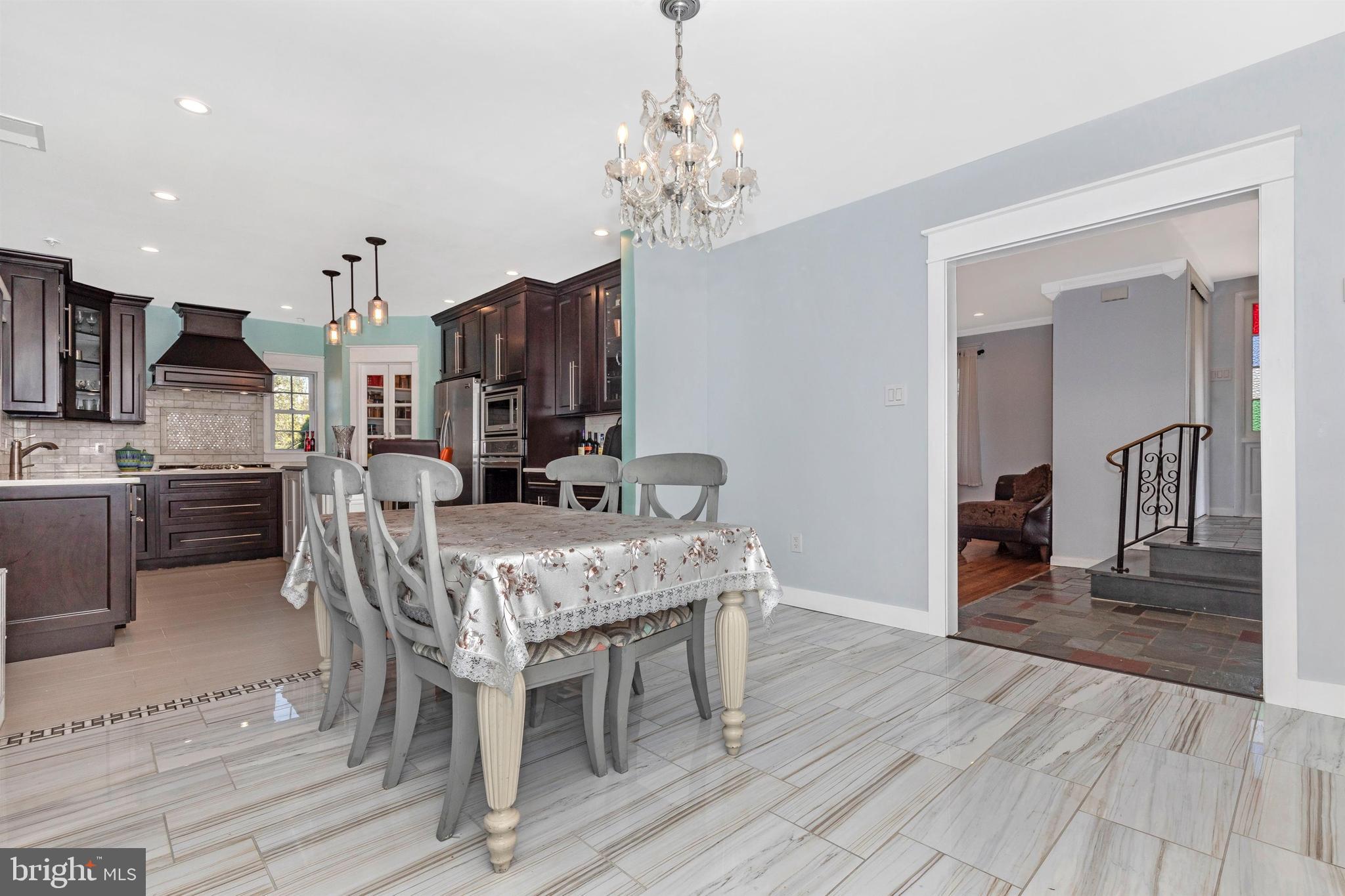 237 Walker Road Wayne, PA 19087 - Photo 10 of 55