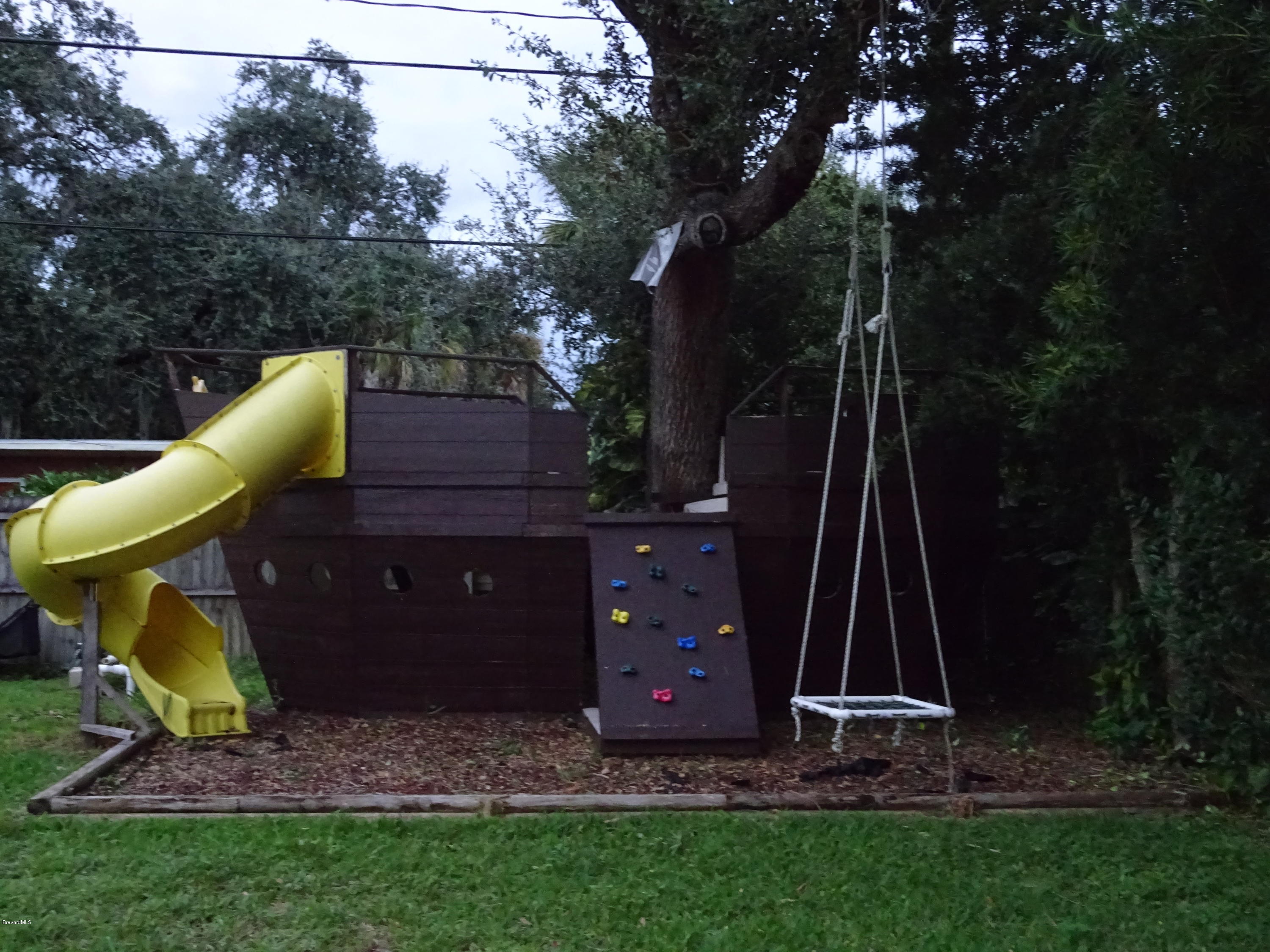 48 Valencia Road Rockledge, FL 32955 - Photo 4 of 21 Play area