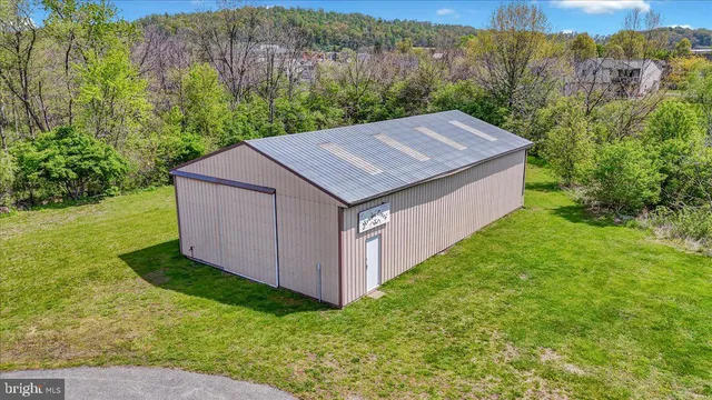 $1,100,000 | 154 West Maple Grove Road, Denver, PA 17517