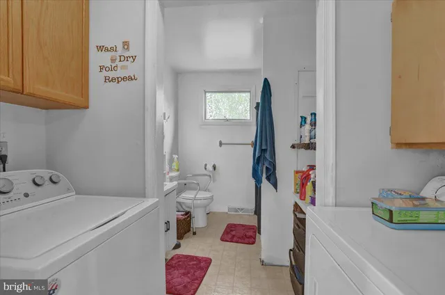 $1,100,000 | 154 West Maple Grove Road, Denver, PA 17517