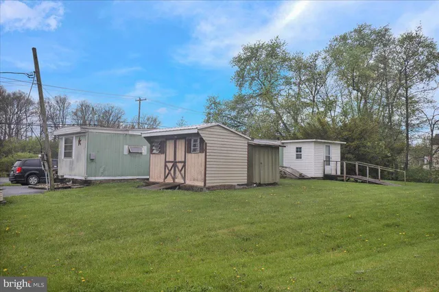 $1,100,000 | 154 West Maple Grove Road, Denver, PA 17517