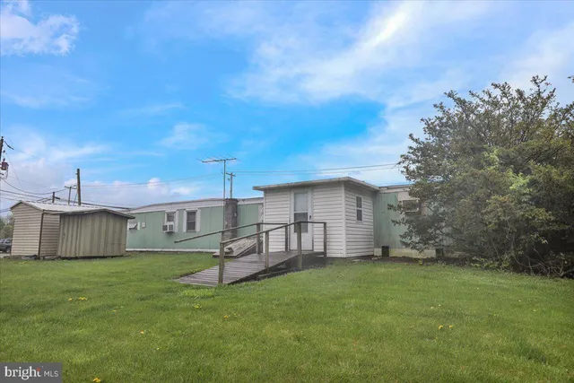 $1,100,000 | 154 West Maple Grove Road, Denver, PA 17517