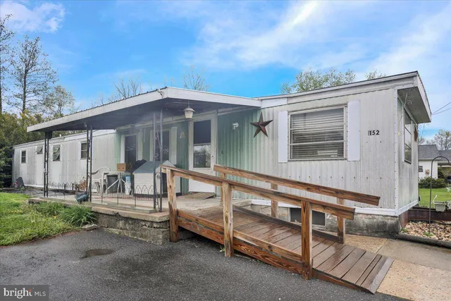 $1,100,000 | 154 West Maple Grove Road, Denver, PA 17517