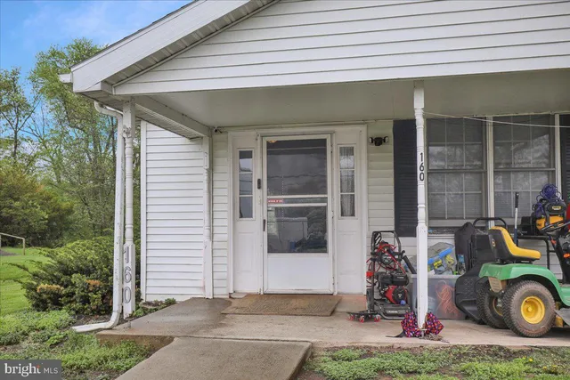 $1,100,000 | 154 West Maple Grove Road, Denver, PA 17517