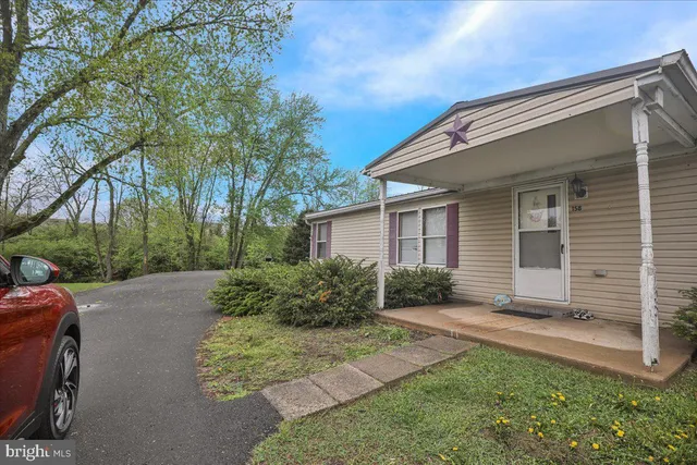 $1,100,000 | 154 West Maple Grove Road, Denver, PA 17517