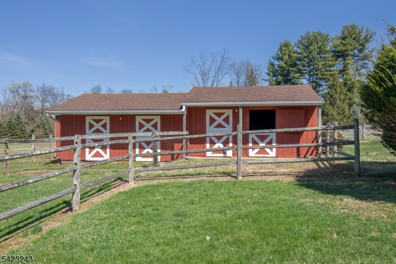 1 Scarlet Oak Road Califon, NJ 07830 - Photo 12 of 26
