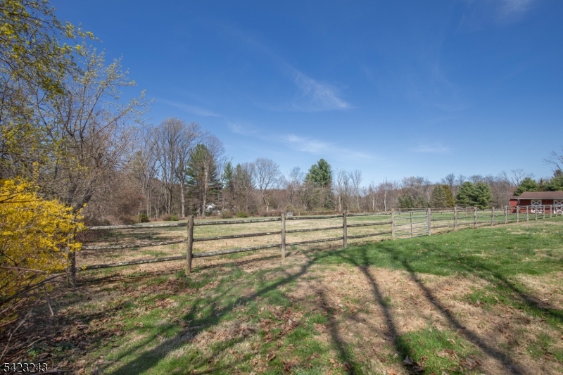 1 Scarlet Oak Road Califon, NJ 07830 - Photo 8 of 26